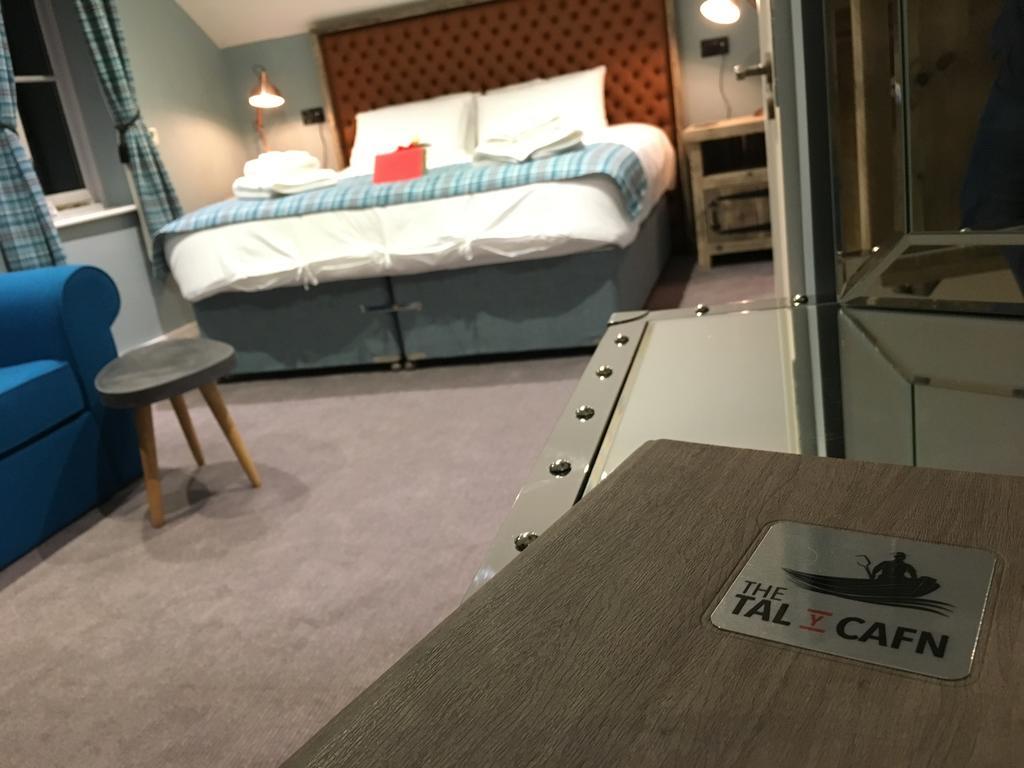 Tal Y Cafn Free House Tal-y-Cafn Dış mekan fotoğraf